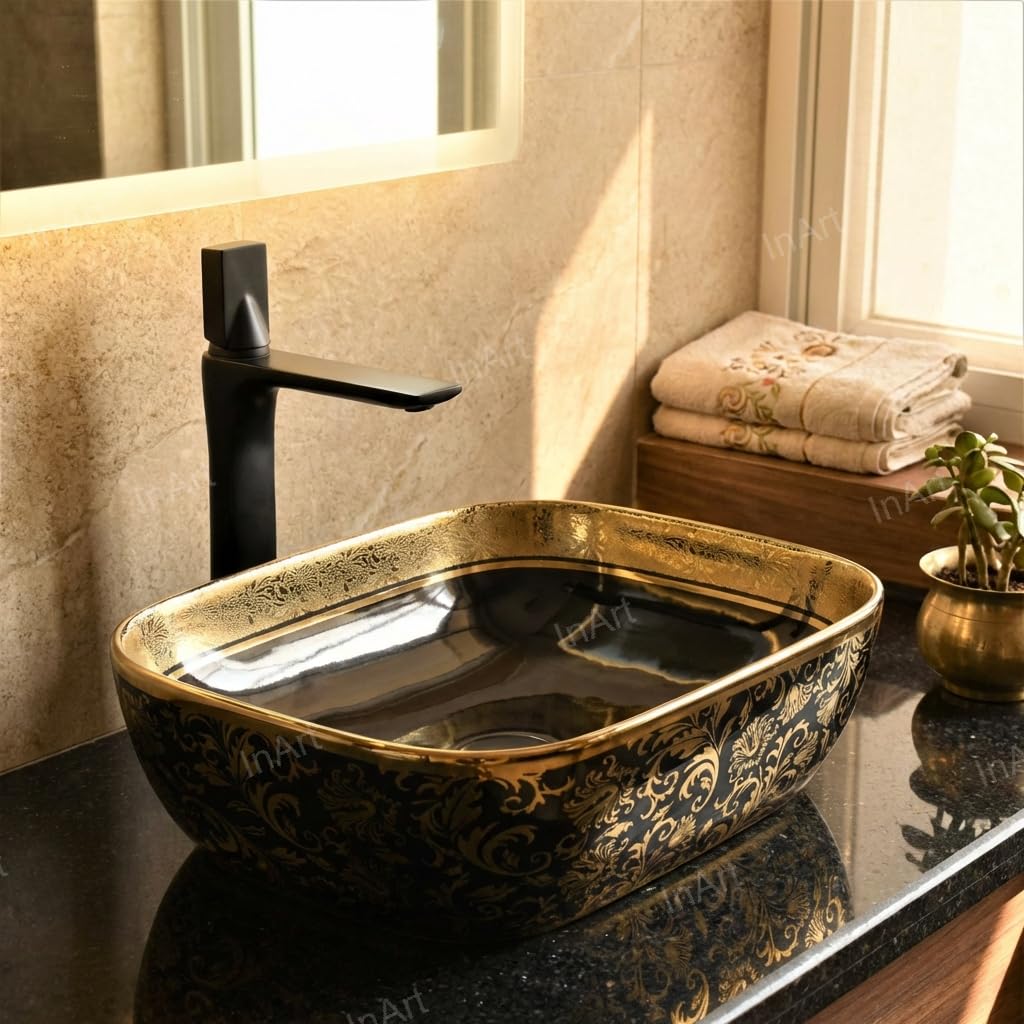 InArt vessel wash basin ceramic oval, close-up of gold rim and glossy finish for bathroom decor